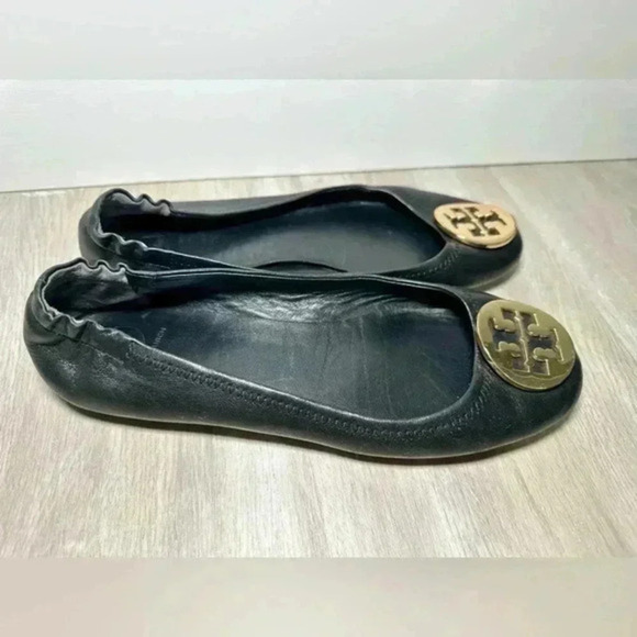 Tory Burch Black Leather Reva Ballet Flats Slip On Logo Size 8.5 - Picture 7 of 9